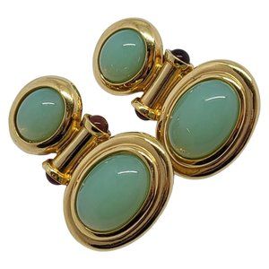 ELIZABETH TAYLOR Avon Vintage Clip-on Earrings Style 1995 Gold Simulated Jade